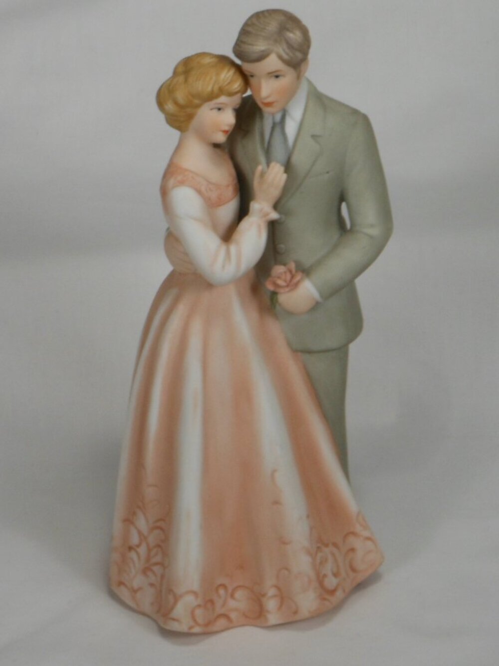 ENESCO Treasured Memories Courting figurine